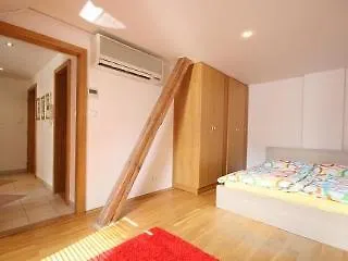 Riverside Apartmán