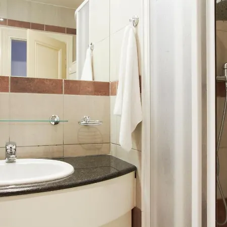 Riverside Apartman *