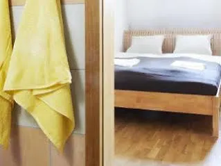 Riverside Apartman